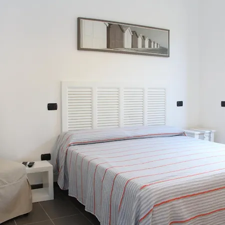 L'incanto Del Mare فندق مبيت وإفطار أكيارولي